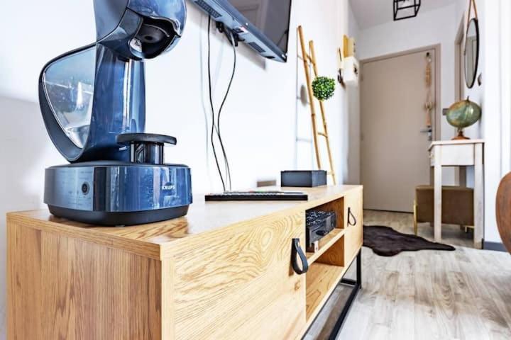 L'Appart Denfert Apartment มงโตบ็อง ภายนอก รูปภาพ